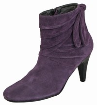 bottes violettes